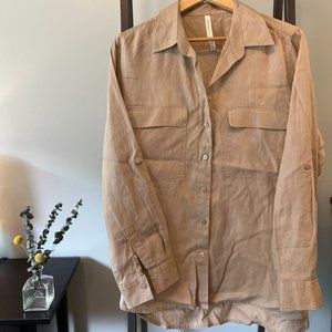 Aritzia / Babaton Button-Down Utility Shirt - 100% Linen